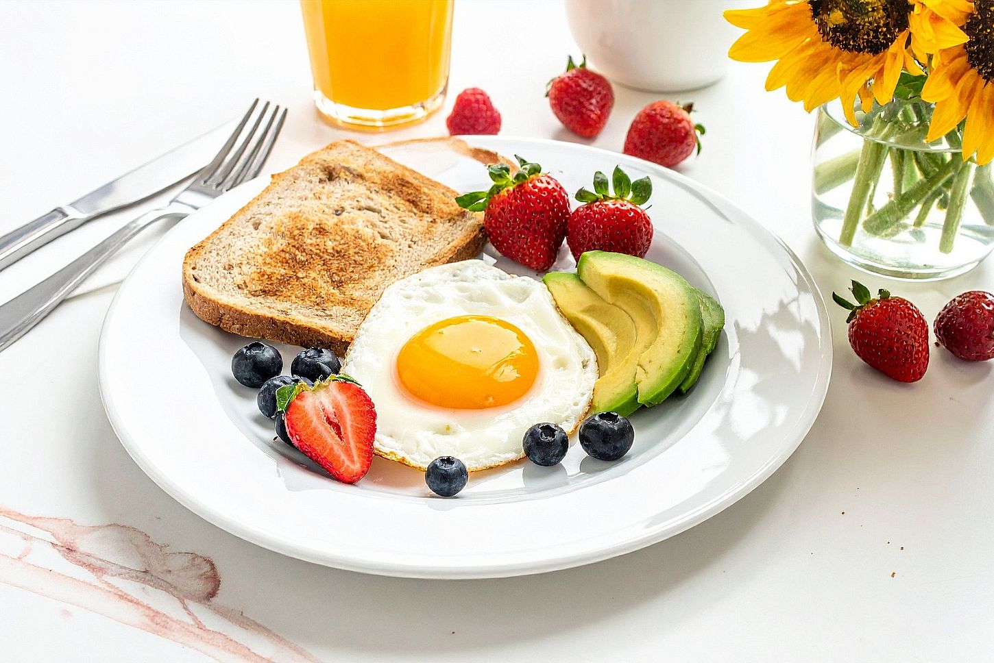 El desayuno de leche con galletas: una tradición que merece ser revisada