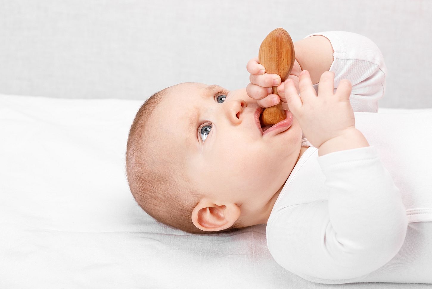 ¿Cómo ayudar a integrar los reflejos primitivos en casa? Guía práctica para favorecer el desarrollo oral, la respiración y la masticación