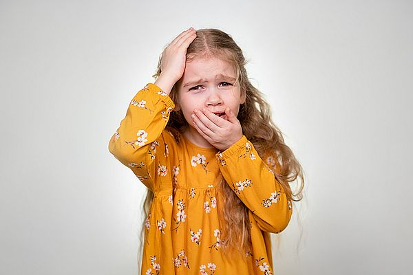 Mi hijo se ha golpeado un diente: ¿qué debemos vigilar durante los próximos meses?