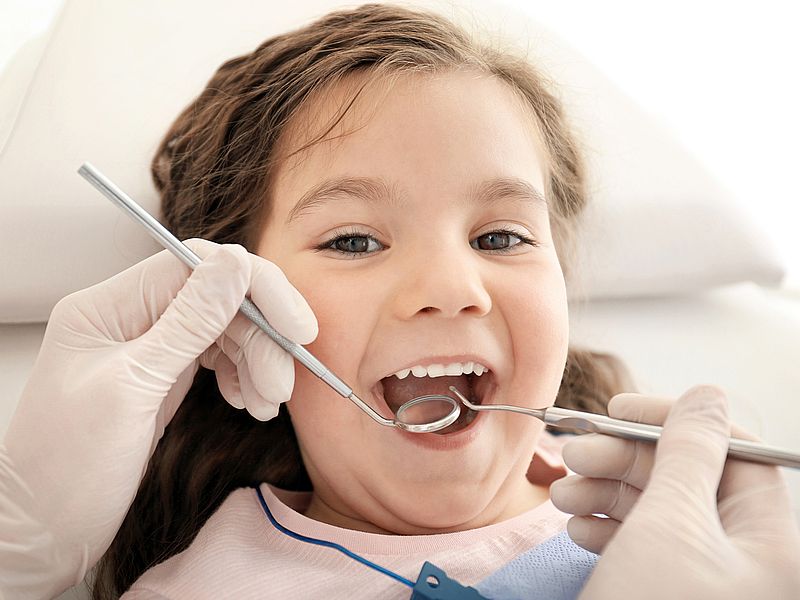 Dentista para niños y bebés clinica dental ourense